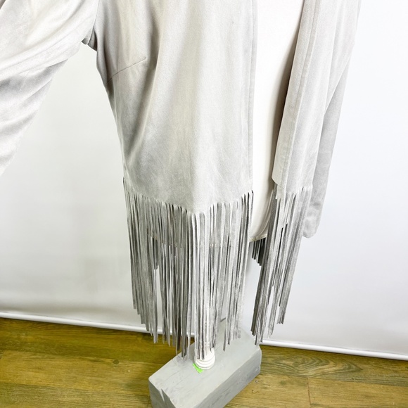 Chicos Gray Faux Vegan Suede Fringe Jacket Open Front Western Boho Sz 2 = Large - Picture 8 of 9